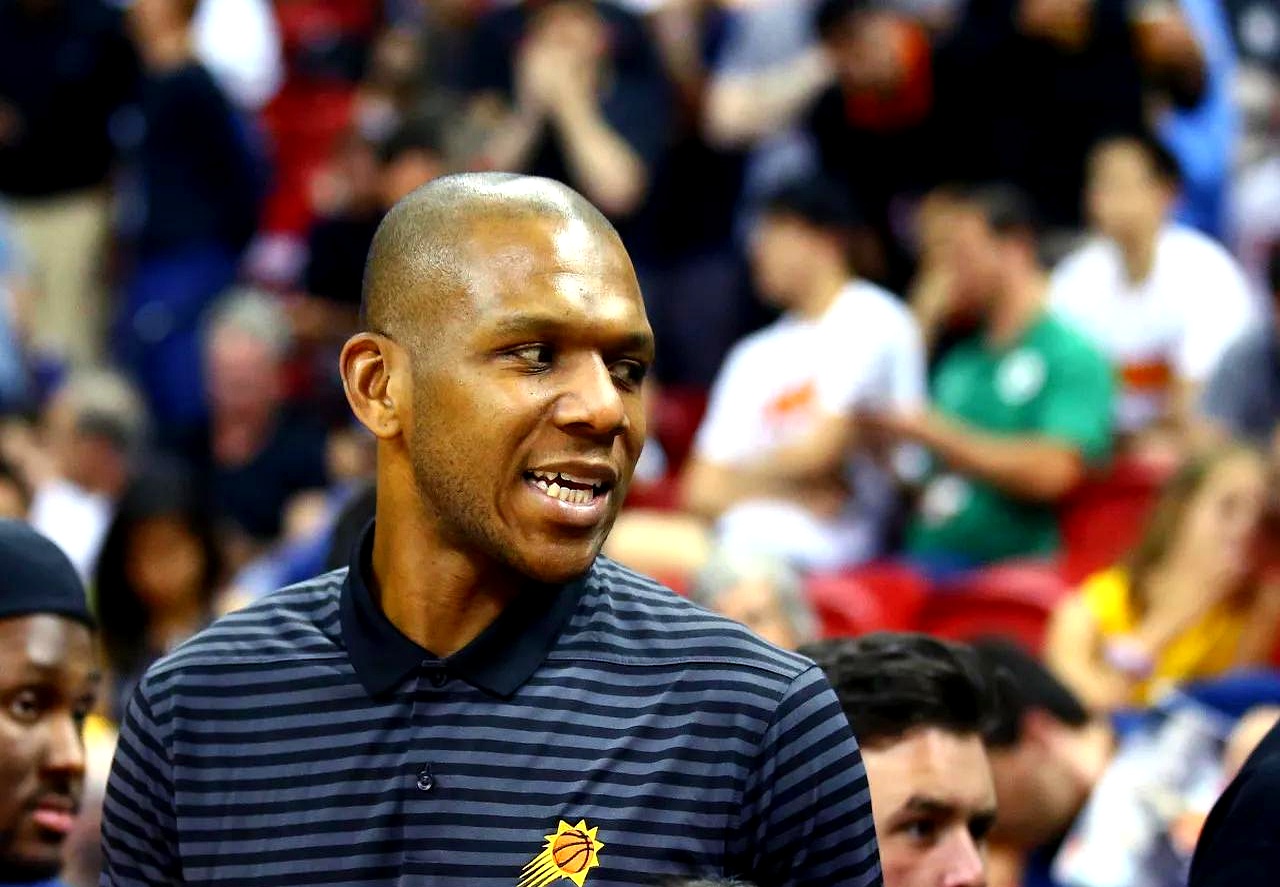 太阳队新赛季表现不尽如人意,排名逐渐下滑 太阳队新赛季表现不尽如人意,排名逐渐下滑